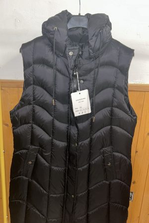 Chaleco largo de plumas gorro desmontable