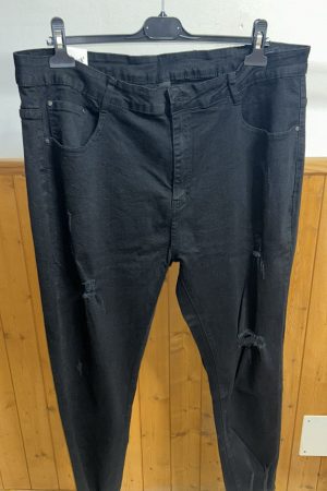 Vaquero roto negro talla grande