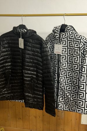 Chaqueta reversible, capucha desmontable